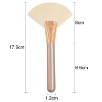 Amazon hot sales professional Large powder fan brush wooden handle makeup brush private label